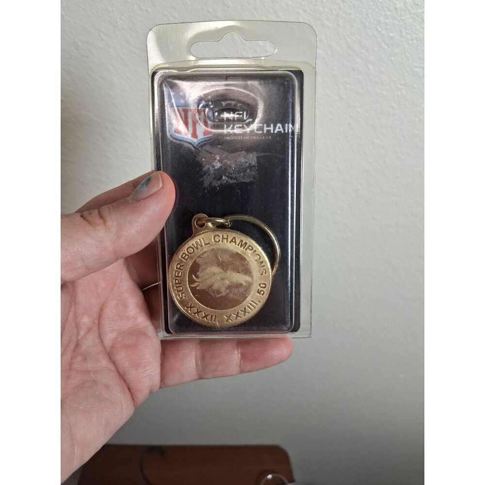 NFL Superbowl Champions Keychain Denver Broncos Bronze Coin Collectible Fan Gear